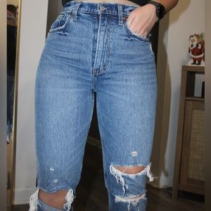 Abercrombie Ultra High Rise 90s Straight / 25/0 Curve Love